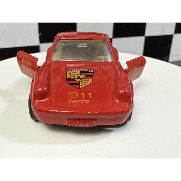 Matchbox 1978 Porsche 911 Turbo Red - Doors Open - Picture 6 of 9